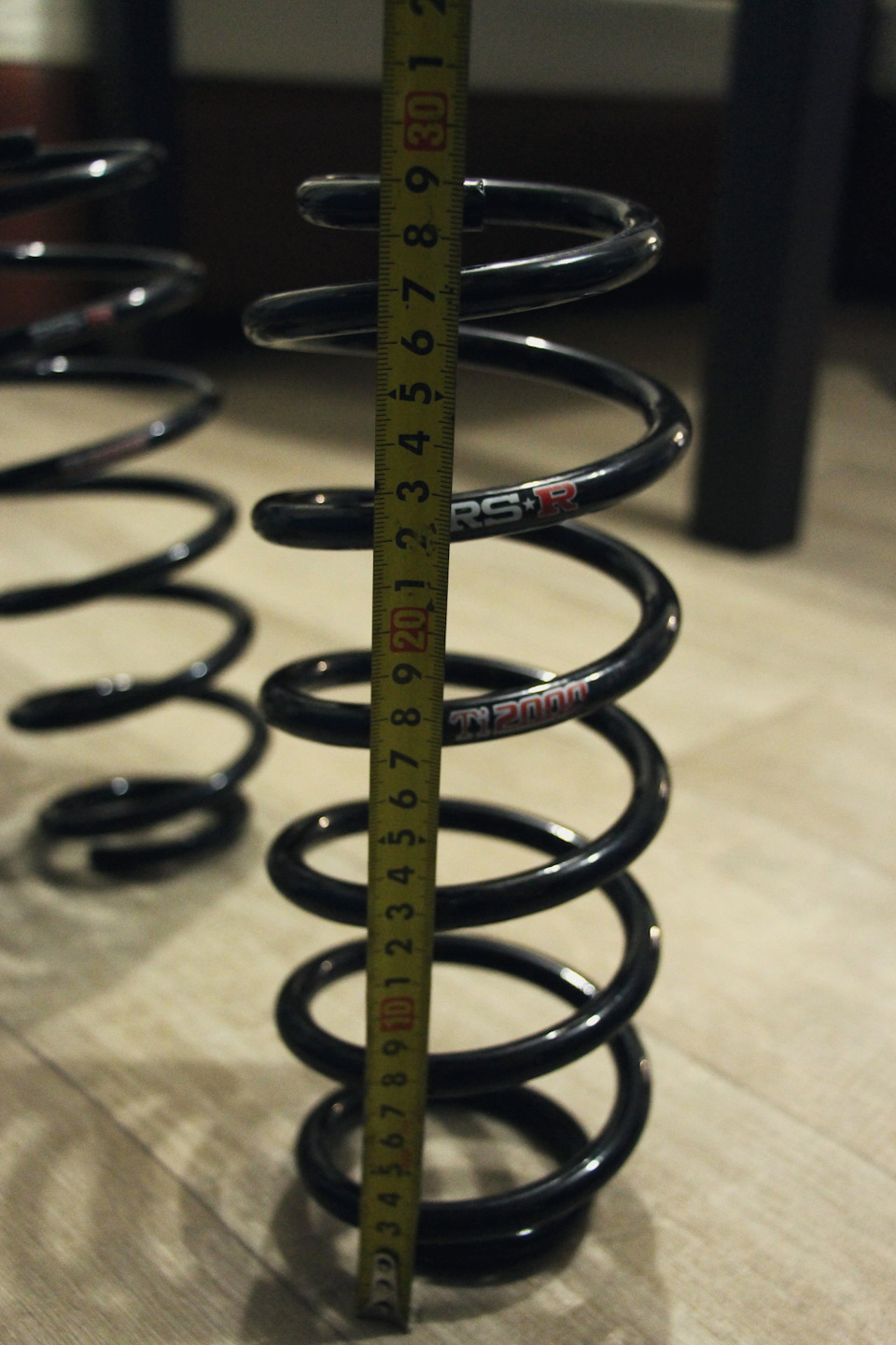 задние — Honda Fit (2G). Запчасти на фото: 341678, 9123456