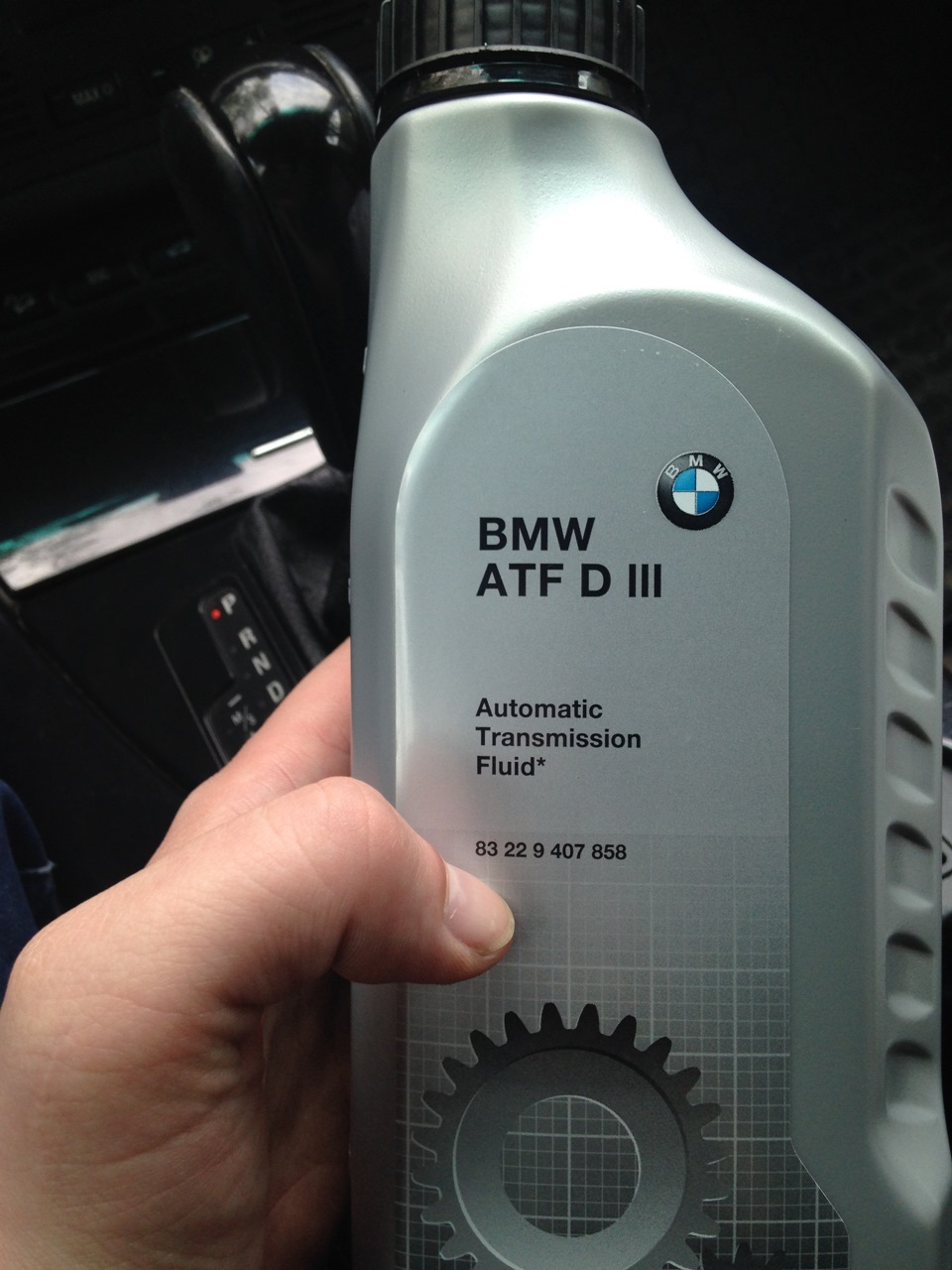 Масло гур атф. 83229407858 BMW. BMW ATF 3 transmission Fluid. ATF для BMW f15. Оригинальное масло в ГУР x5 e70.