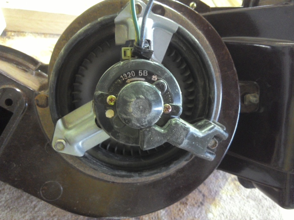 Замена на японский-моторчик с крыльчаткой_ на печке — ГАЗ 2410, 2,4 л ...