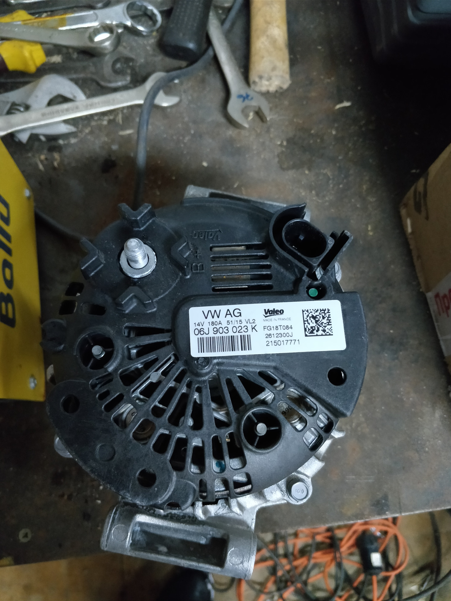 генератор valeo i-stars 180 ампер. сварочный аппарат 180 ампер. сварочный аппарат калибр 160. генератор джип 180 ампер. генератор 180 ампер на октавию.