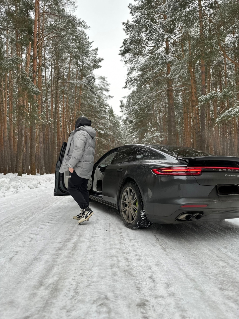 На панамере 971 нет шумки?! убрал все скрипы, косяки. — Porsche Panamera  (2G) 971, 2,9 л, 2017 года | шины | DRIVE2