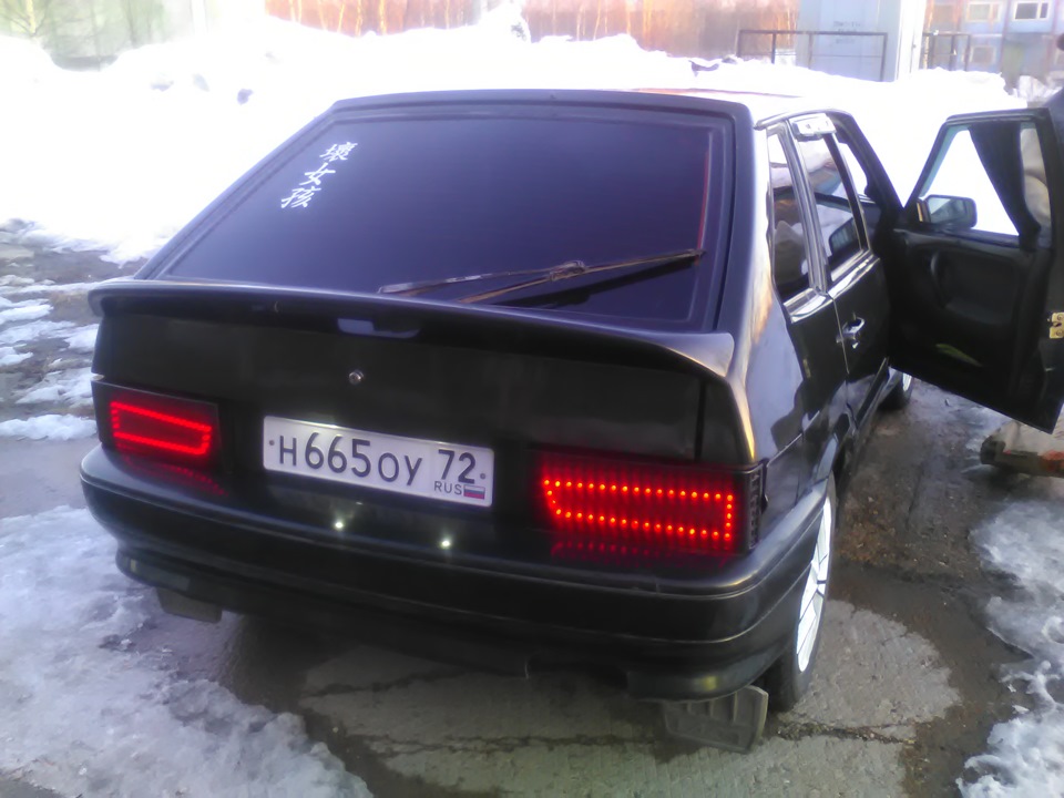 новые задние фары))) — Lada 2114, 1,5 л, 2006 года | тюнинг | DRIVE2