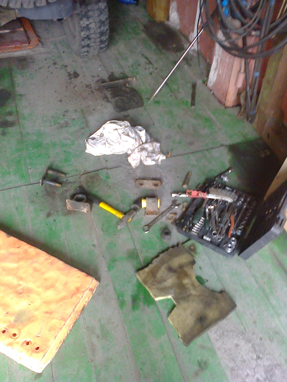 Замена втулок рессор на полиуретан + серьги газель. — УАЗ 469, 2,4 л ...