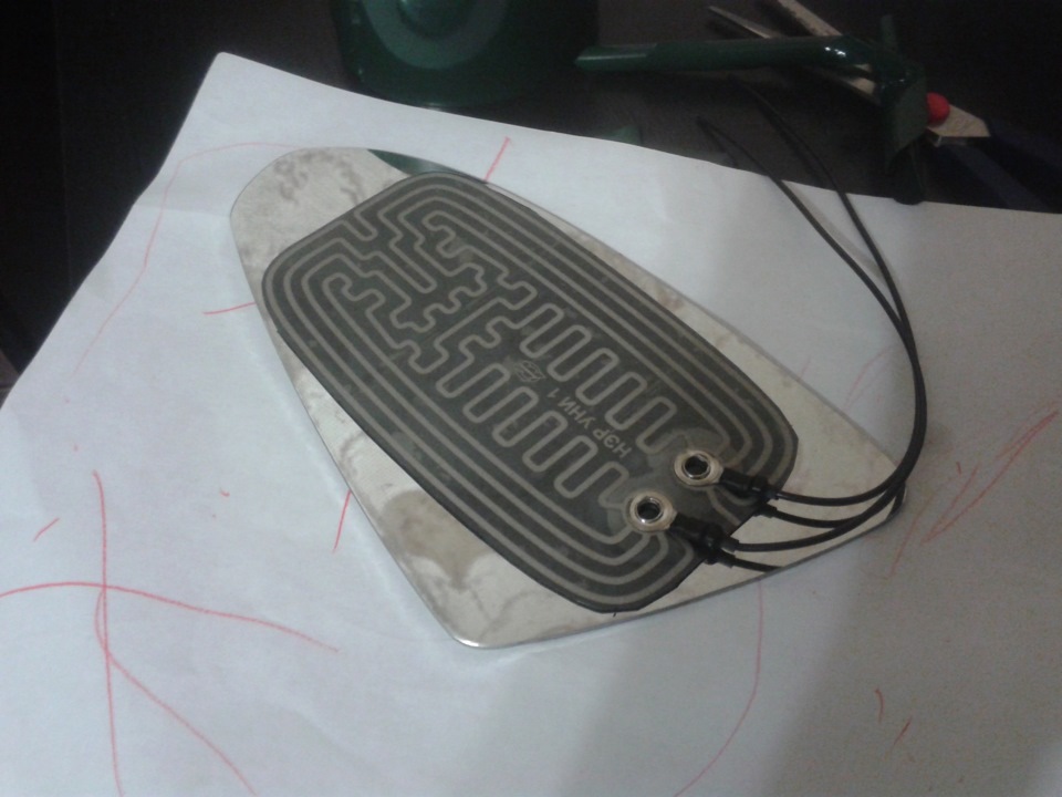 Разборка бокового зеркала для установки обогрева — Nissan Wingroad (Y11 ...