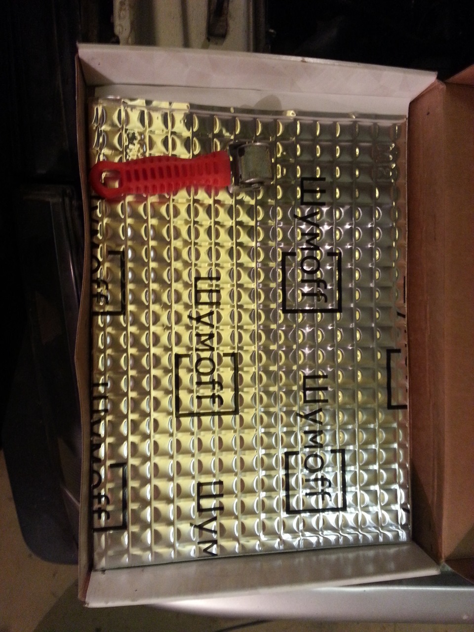 Виброшумоизоляция крыши — Lada 21093i, 1,5 л, 2003 года | своими руками ...