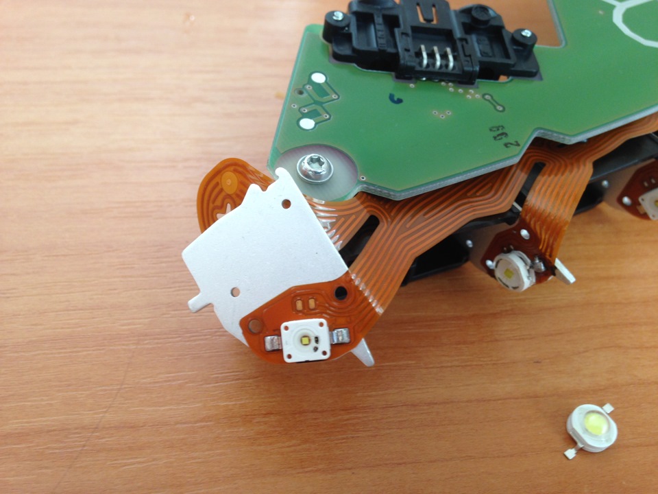 Замена перегоревших светодиодов в фаре . — Audi A6 Allroad quattro (C6 ...