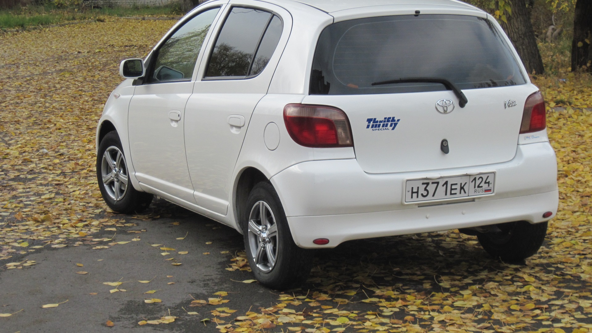 Toyota Vitz 1 0