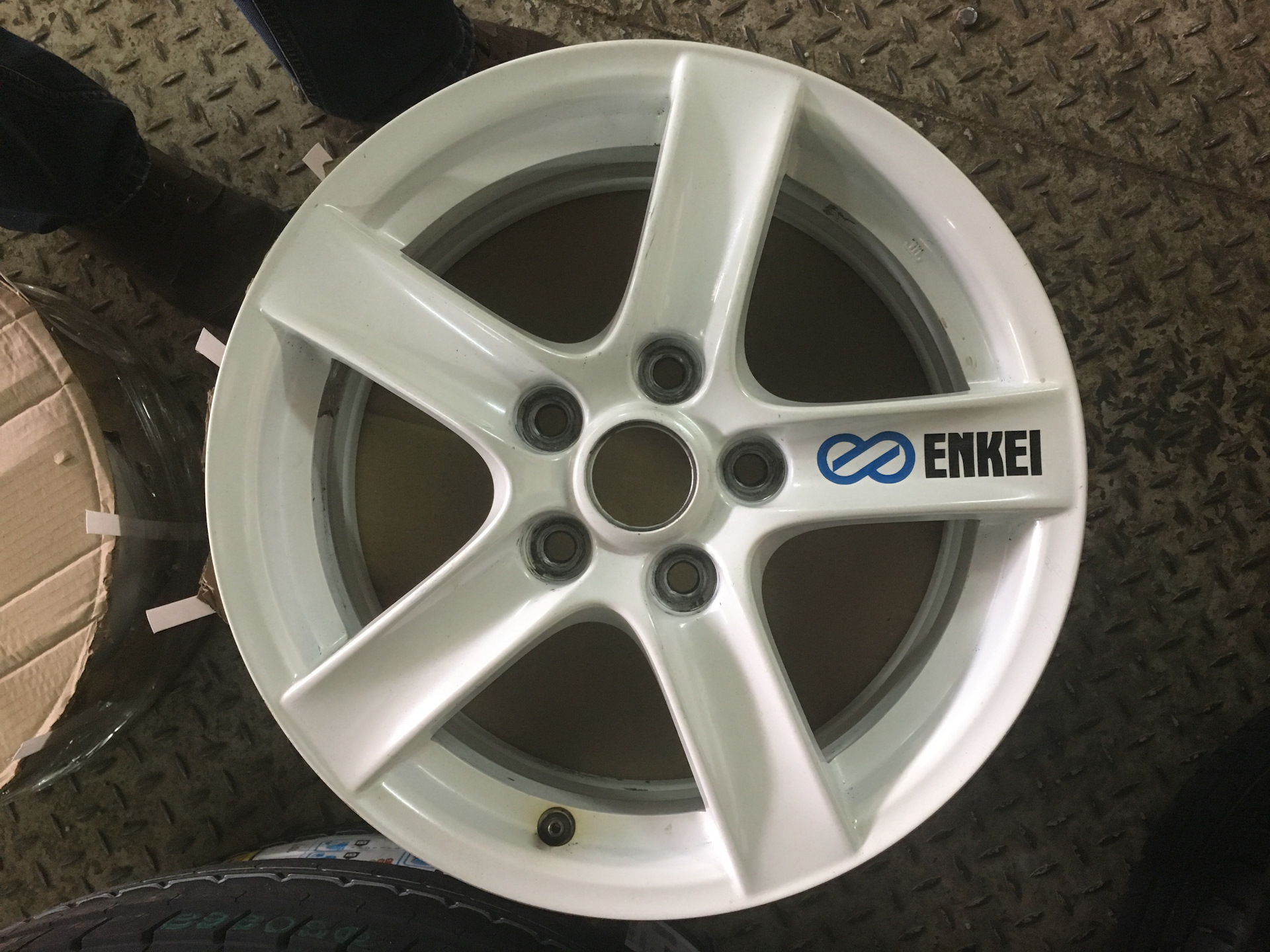 Диски На Мазду Демио Купить В Омске