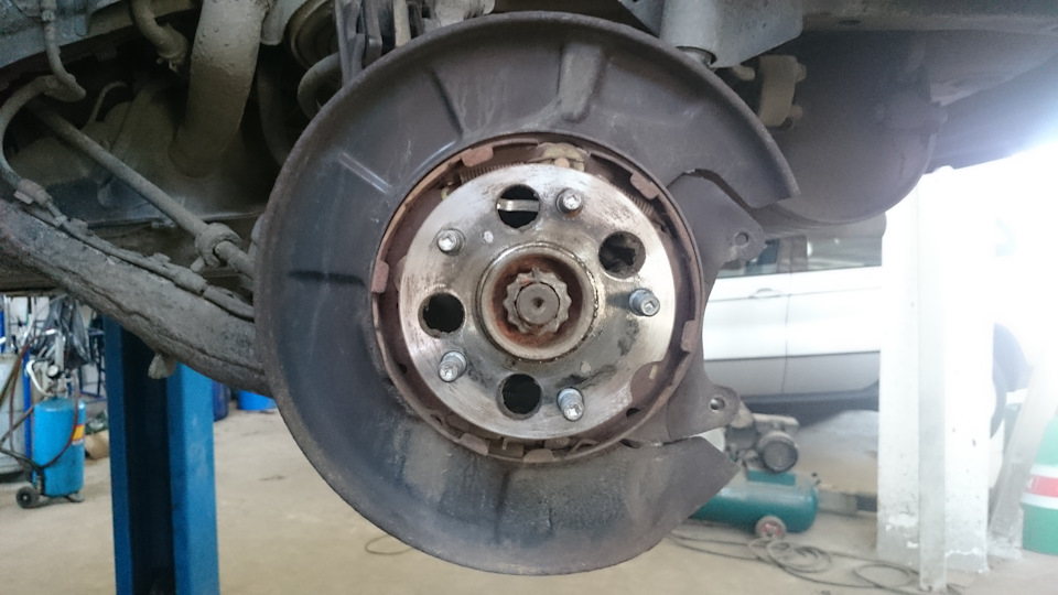 Toyota RAV4 Замена заднего ступичного подшипника — DRIVE2