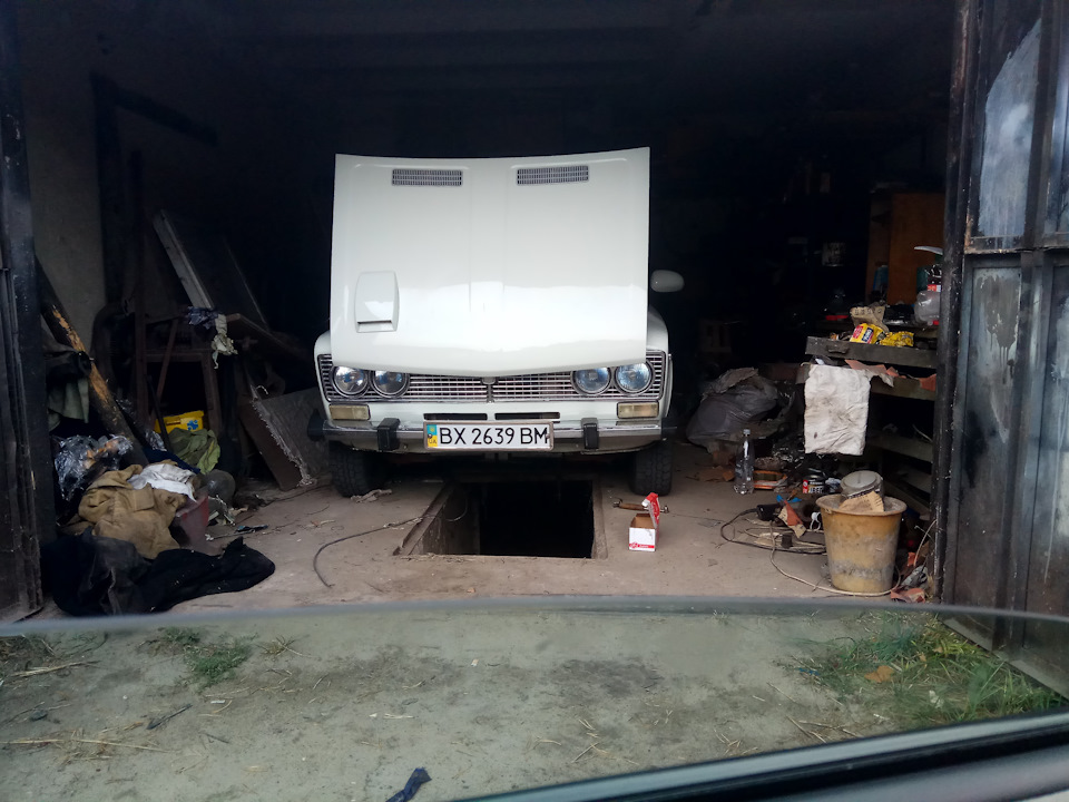 Потек цилиндр сцепления рабочий — Lada 21061, 1,6 л, 1988 года ...