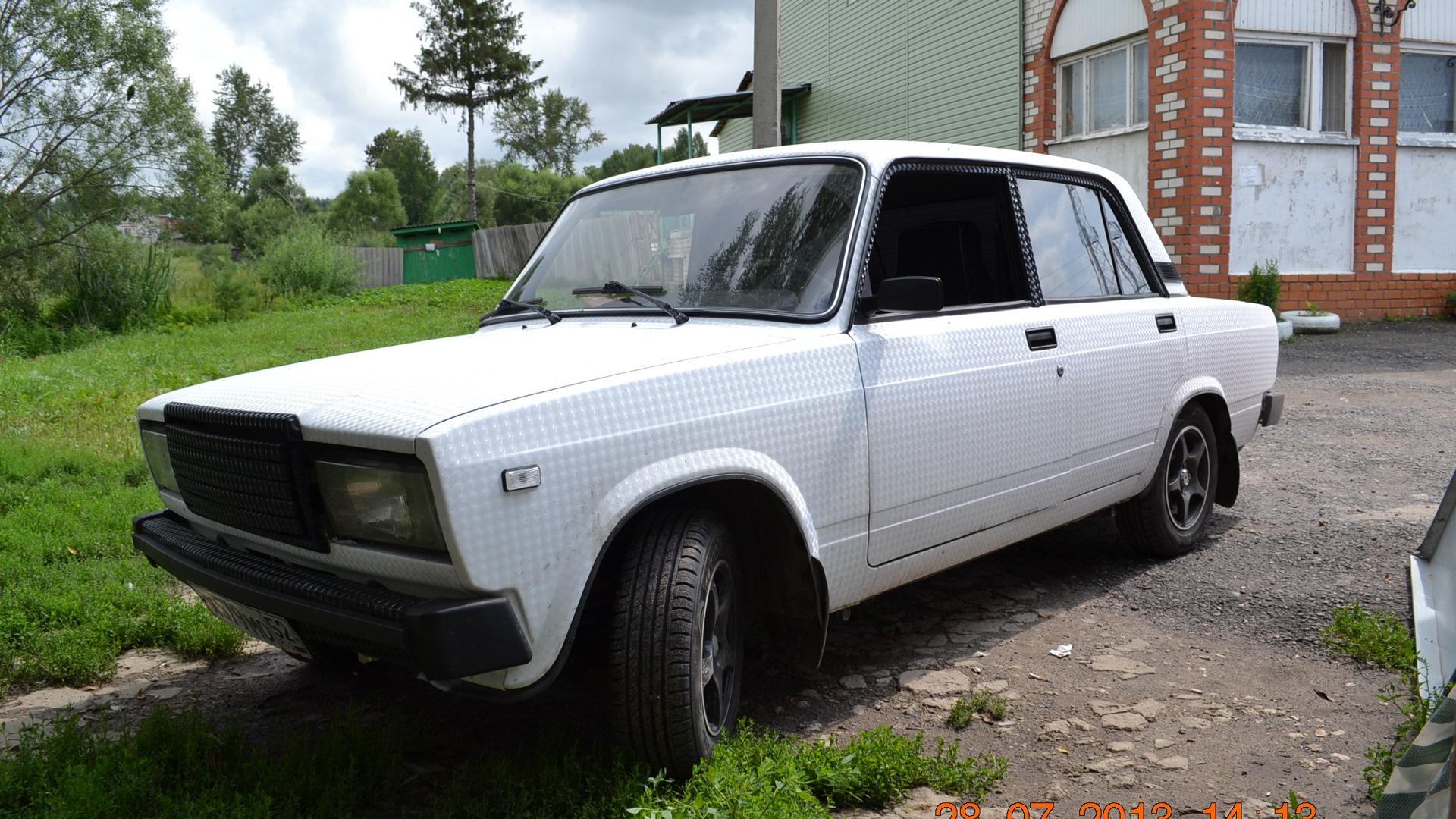 Lada 21074 1.6 бензиновый 2008 | закатана в 4D эффект на DRIVE2