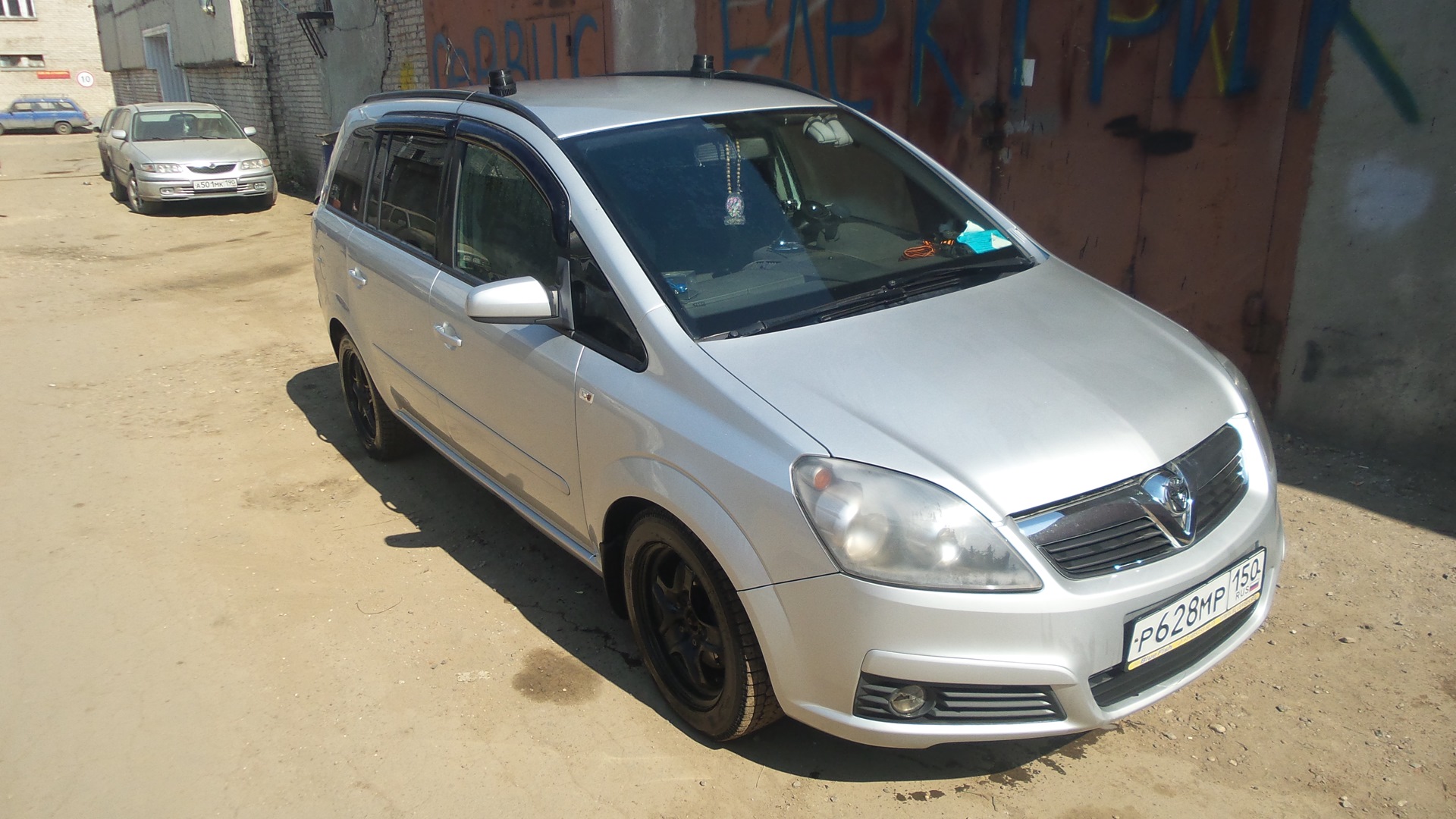 Opel Zafira B 1.8 бензиновый 2007 | имя которому Валера на DRIVE2