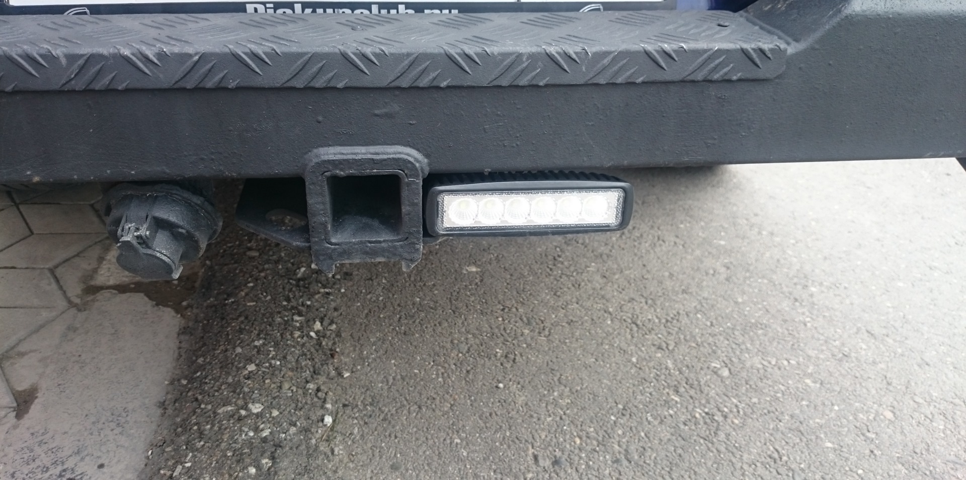 Дополнительный фонарь заднего хода. — Mazda BT-50, 2,5 л, 2007 года ...