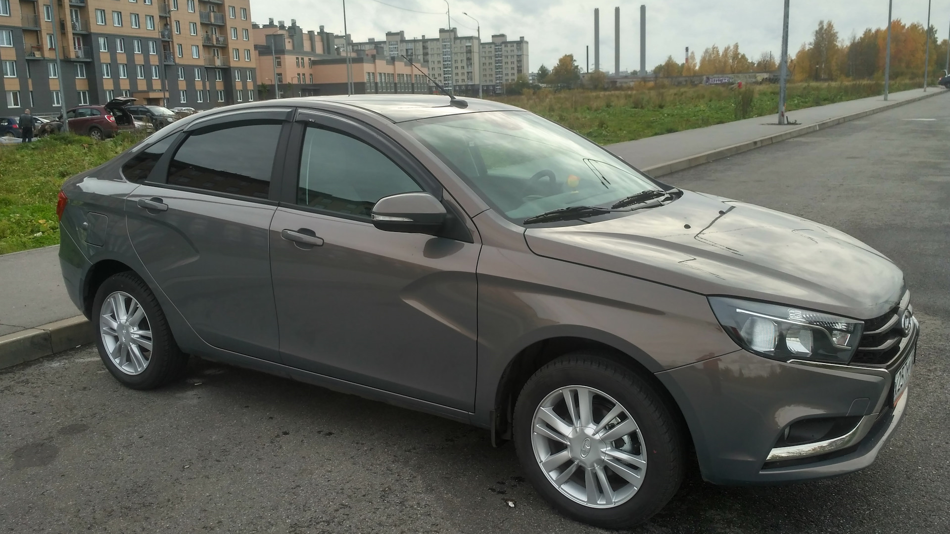 Lada Vesta 1.6 бензиновый 2017 | седан - цвет Баклажан на DRIVE2