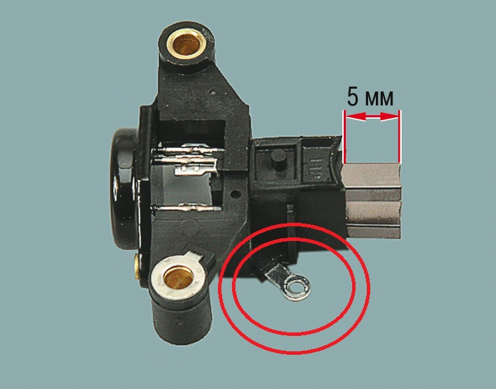 Щетки генератора ваз. Щетки для регулятора напряжения ВАЗ 2110. Щётки генератора ВАЗ 2114. Регулятор напряжения генератора генератора ВАЗ 2115. Регулятор напряжения генератора ВАЗ 2114.