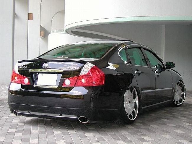 Nissan Fuga Infiniti m35