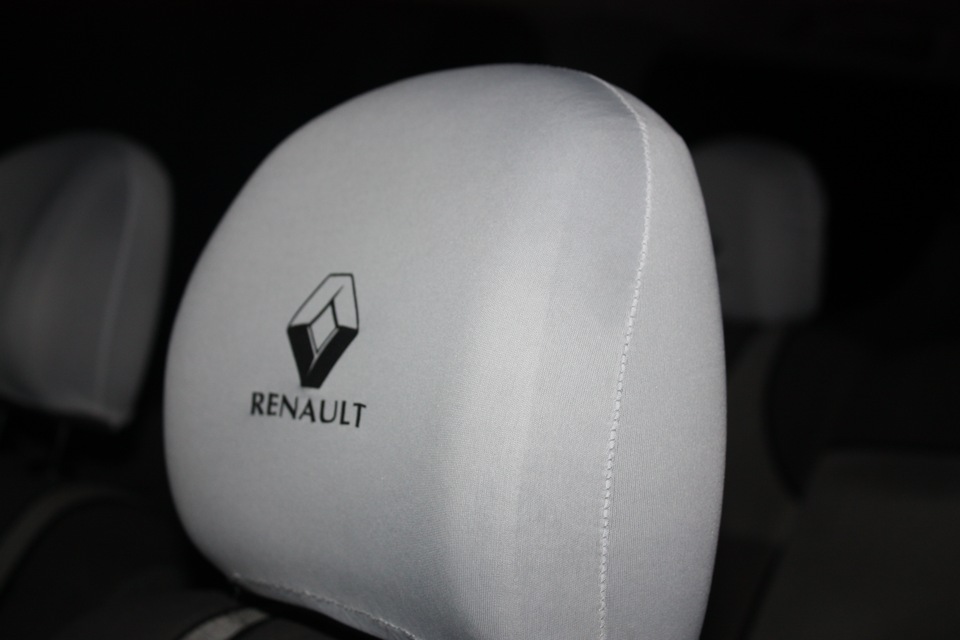 Фото в бортжурнале Dacia Logan MCV (1G)