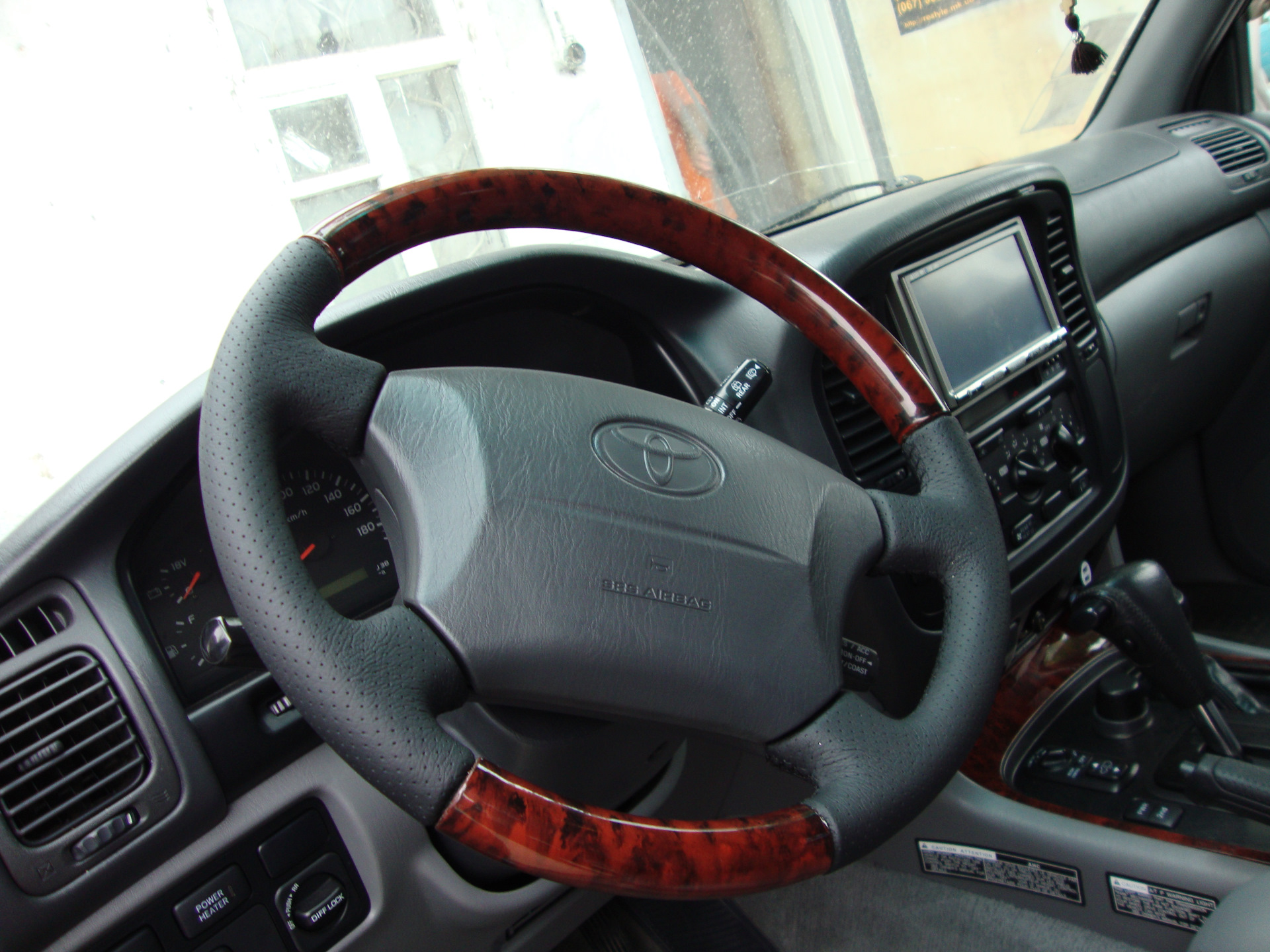 Руль toyota land cruiser