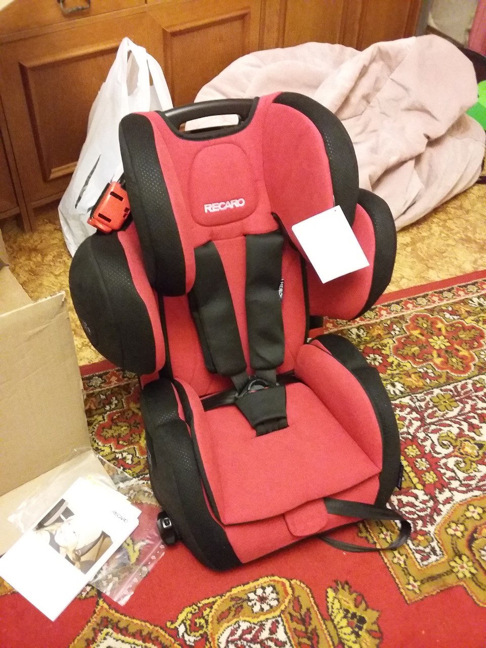 Детское кресло recaro hero