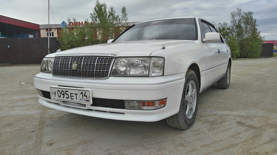 Выставление зазоров, покраска бамперов и крыла, полная полировка кузова ...