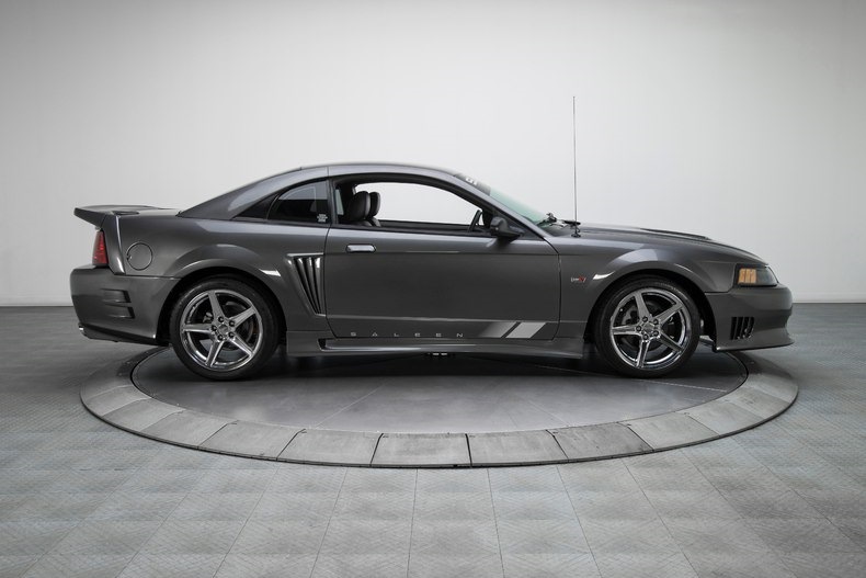 Ford Mustang Saleen Форсаж 2