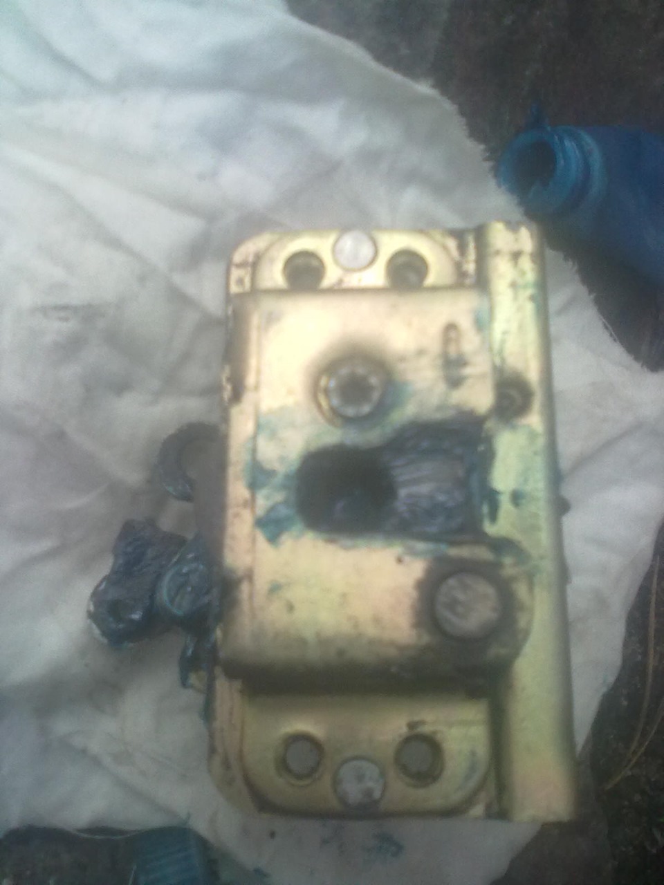 Водительская дверь закрывается плохо. (Решено) — ЗАЗ 1102, 1,3 л, 2005 ...