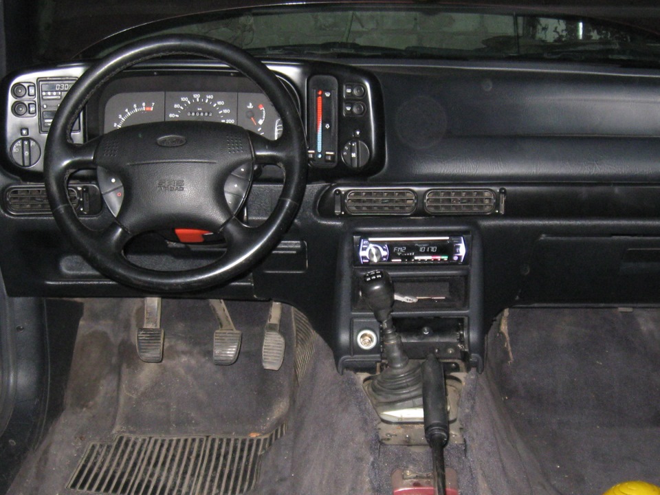 Фото в бортжурнале Ford Scorpio I