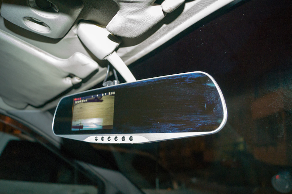 Установка зеркала-регистратора с двумя камерами — Nissan Prairie Mark ...