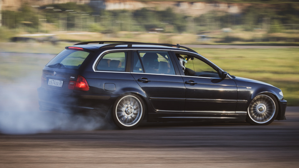 BMW 3 series Touring 330 ESS supercharged