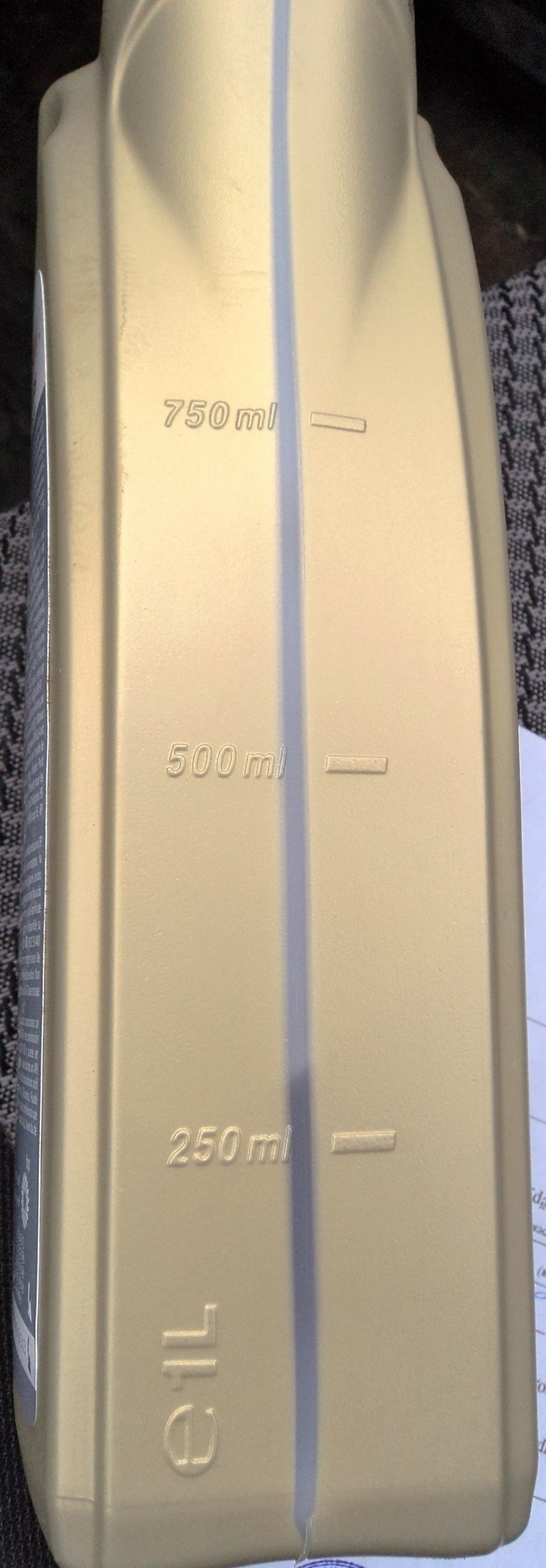 Масло в КПП(коробку) Нексия — Daewoo Nexia (N150), 1,5 л, 2012 года ...