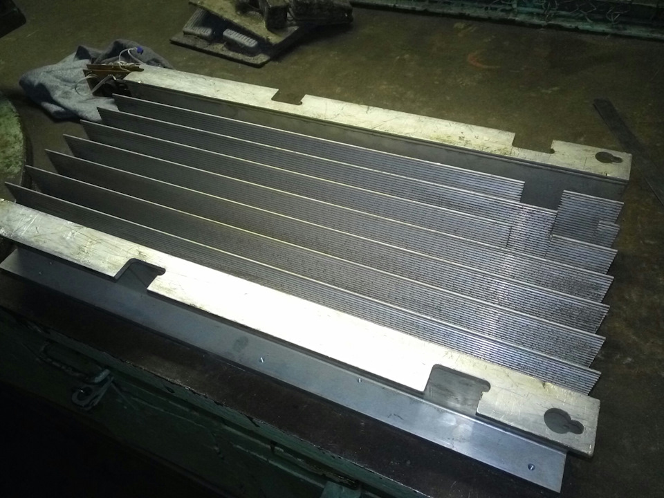 Часы на лампах — DRIVE2