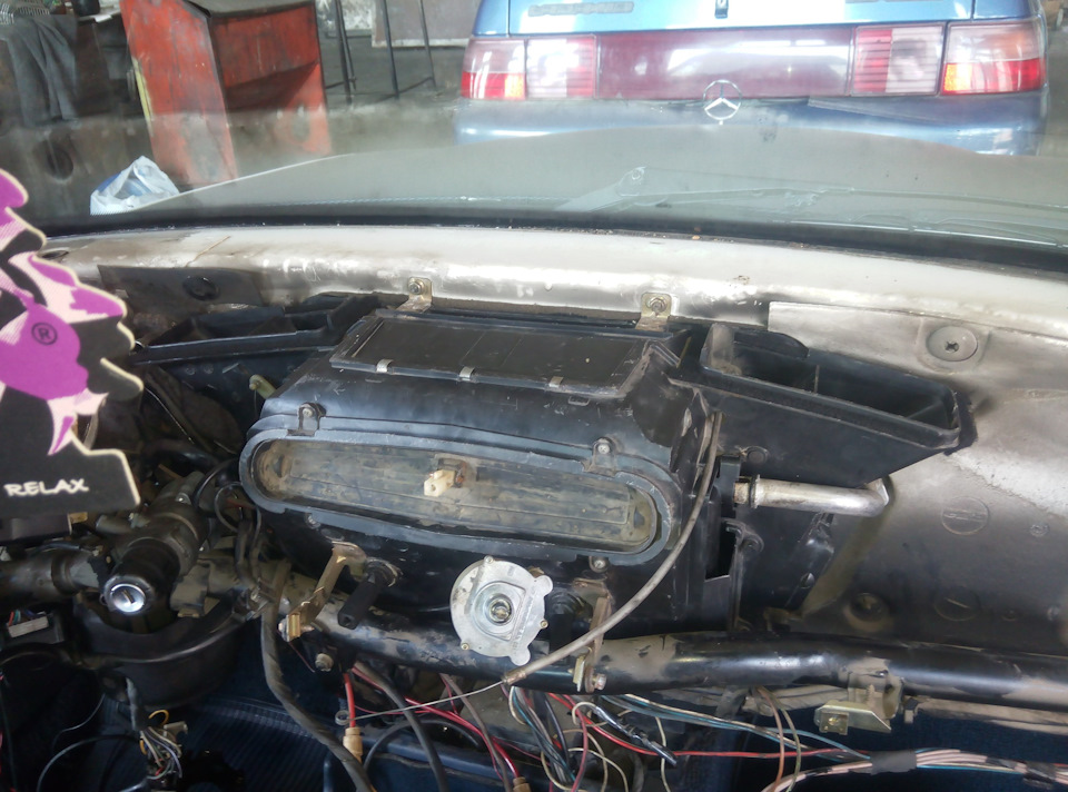 Фото в бортжурнале Mercedes-Benz 190 (W201)