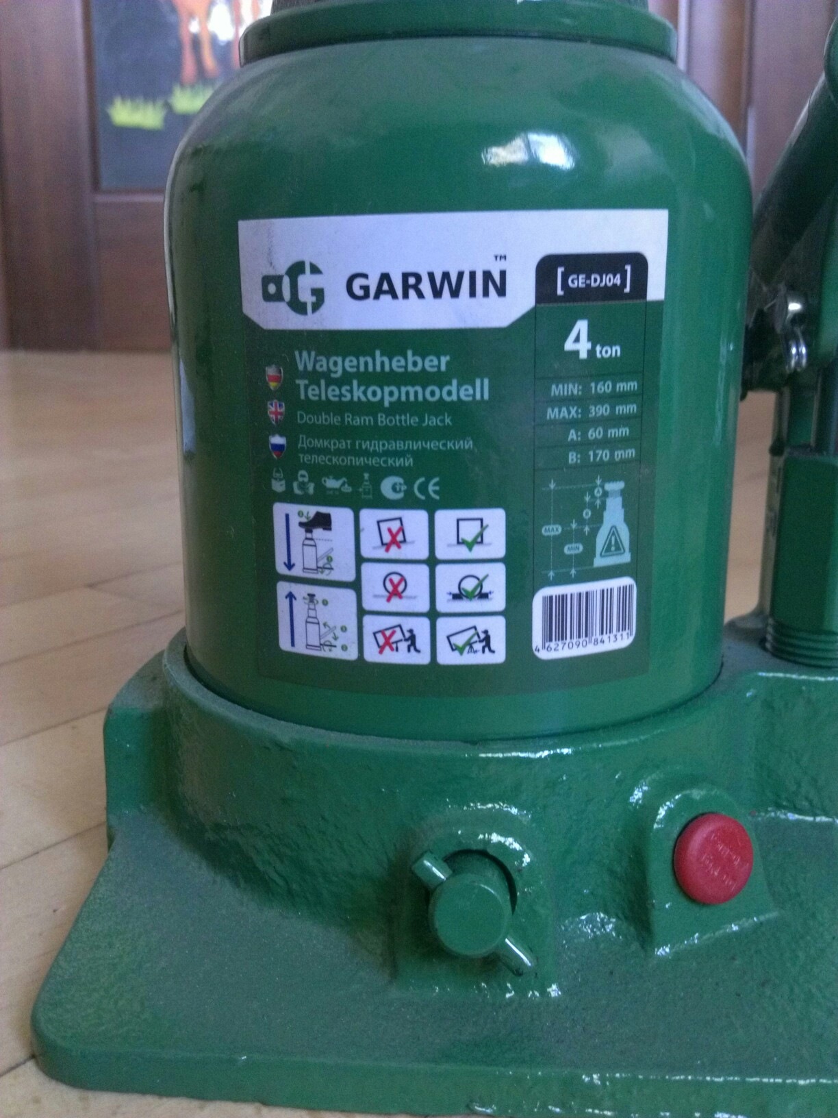 Новый домкрат — Ford Focus Sedan I, 2 л, 2003 года | аксессуары | DRIVE2