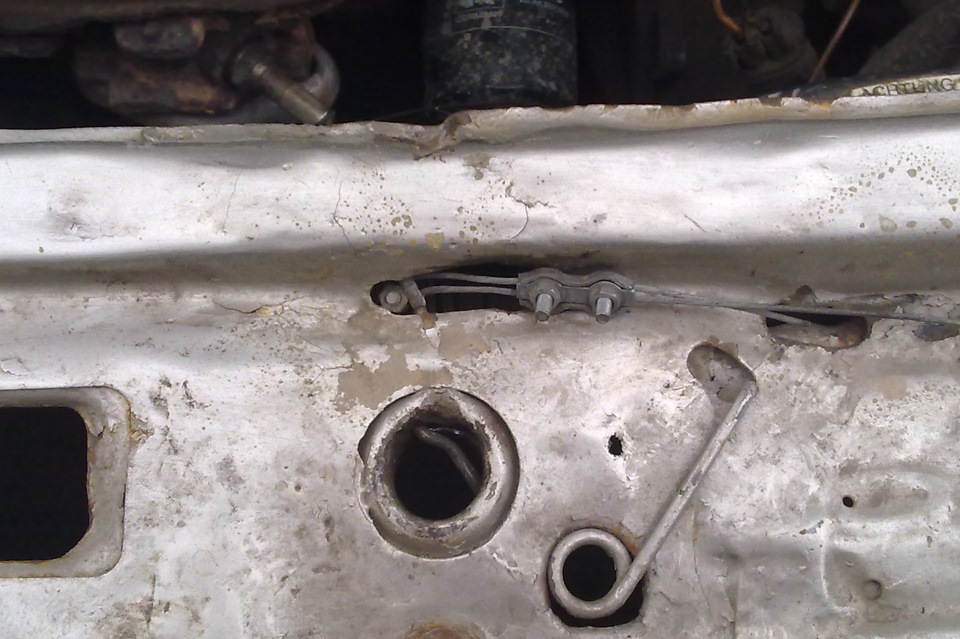 Тросик открывания капота. — Opel Vectra A, 1,6 л, 1991 года | своими ...