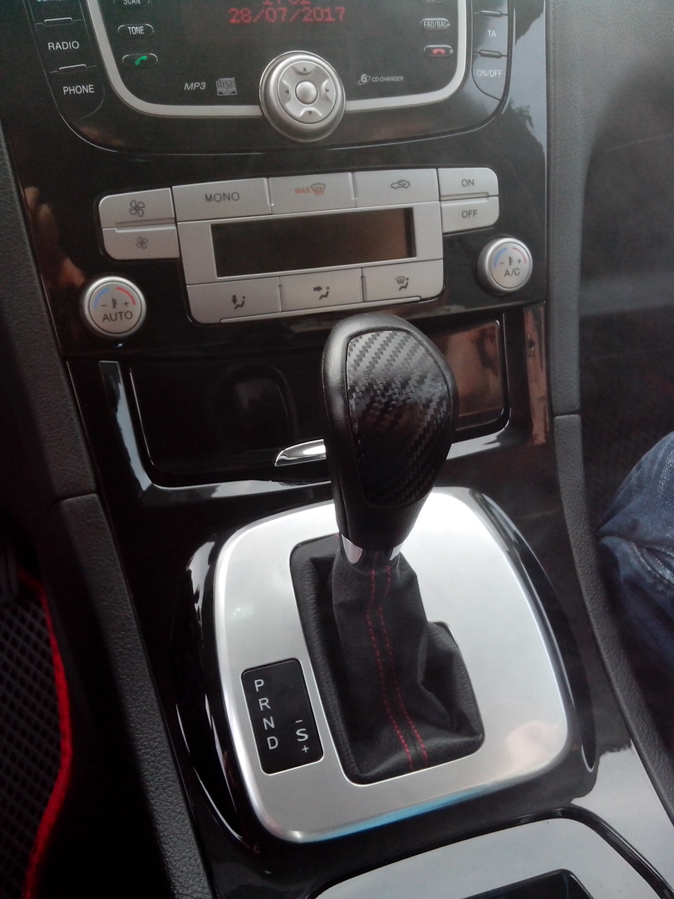 Фото в бортжурнале Ford S-Max (1G)