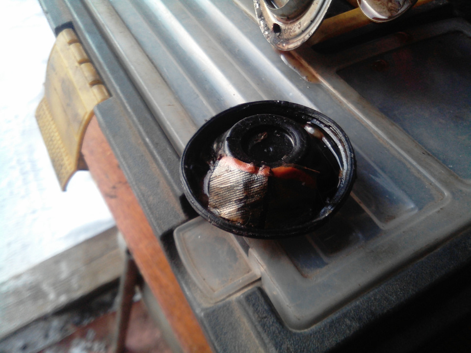 Клапан сапуна. — УАЗ Pickup, 2,7 л, 2010 года | своими руками | DRIVE2