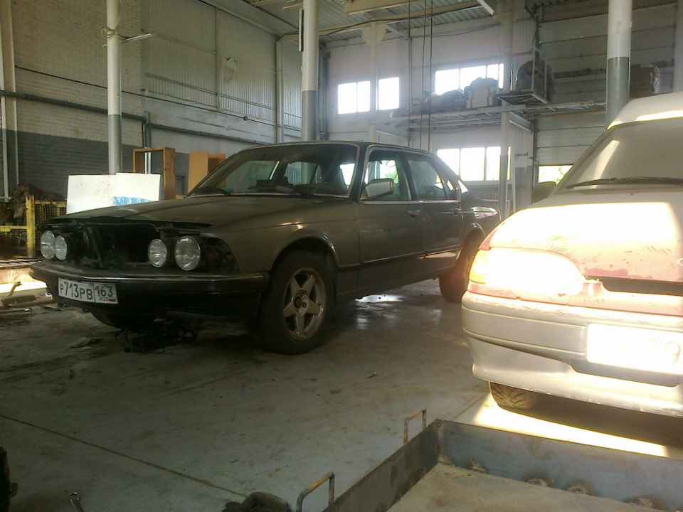 Azev r16 (часть-2 примерка) — BMW 7 series (E23), 3,4 л, 1985 года ...