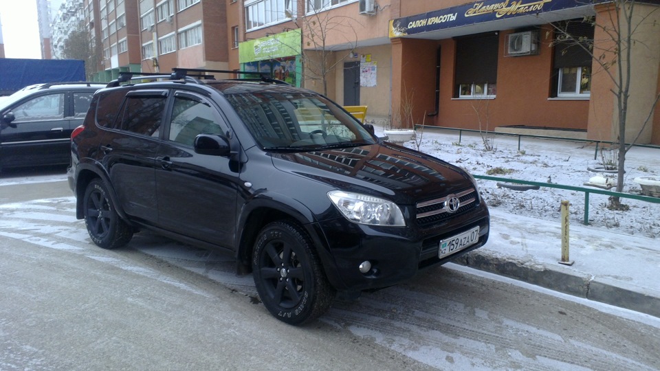 Toyota RAV4 (III) 2.4 бензиновый 2008 | на DRIVE2