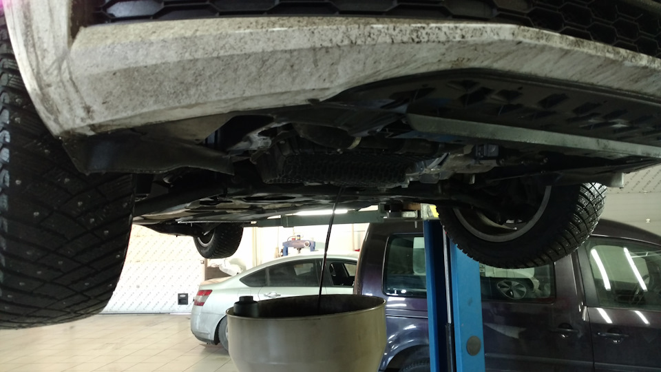 ТО 0.5. Замена масла. Снова залито масло Shell Helix Ultra 0W-30 ECT C2 ...