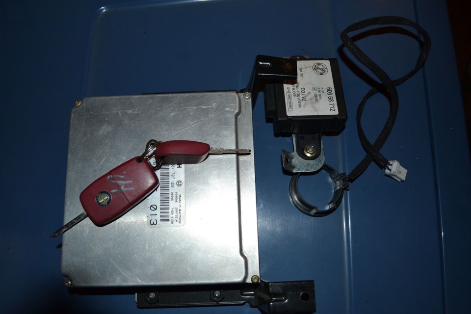 Фото в бортжурнале Alfa Romeo 166. Запчасти на фото: 60668712