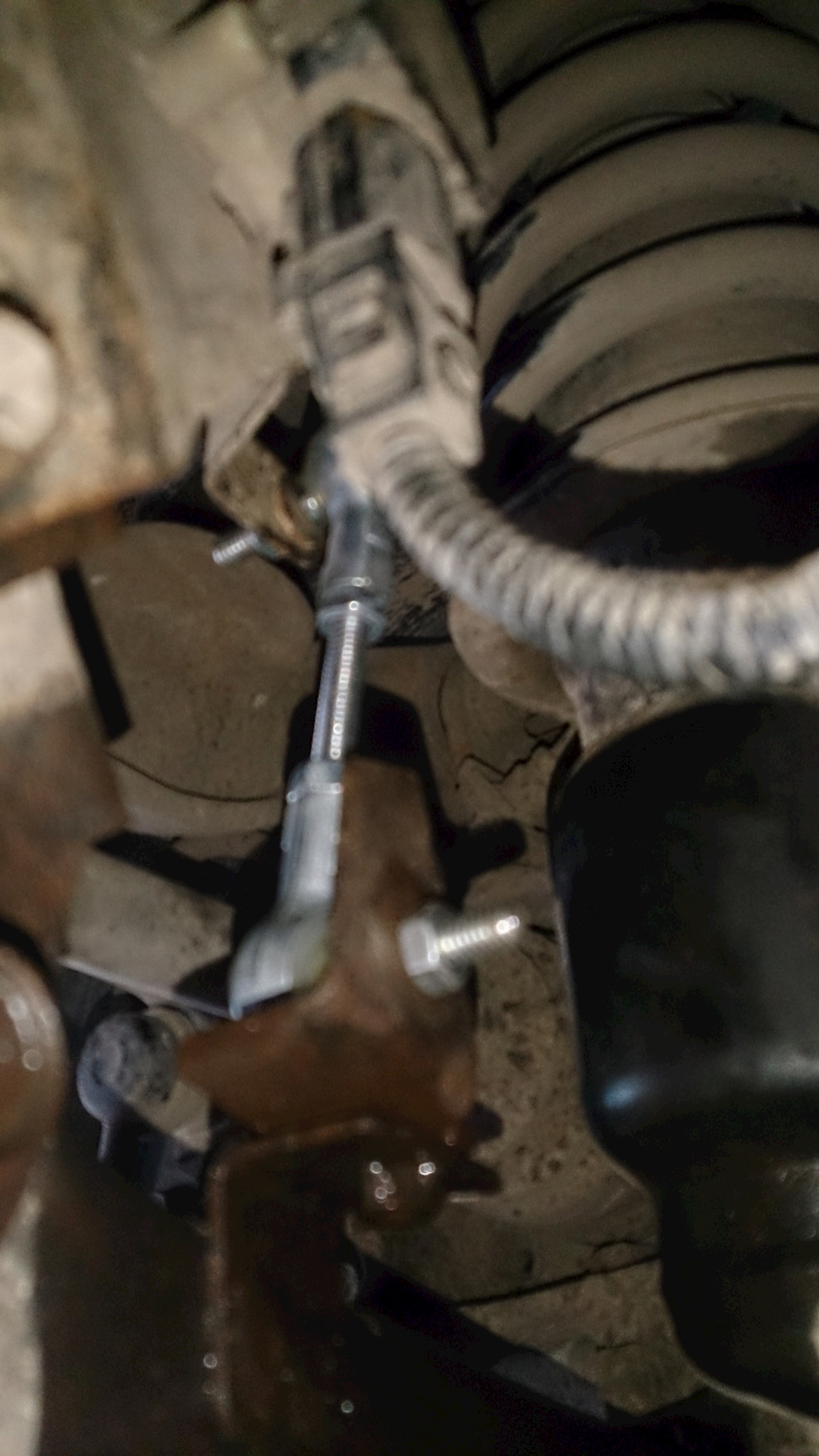 Тяга автокорректора фар — Subaru Outback (BP), 2,5 л, 2006 года ...