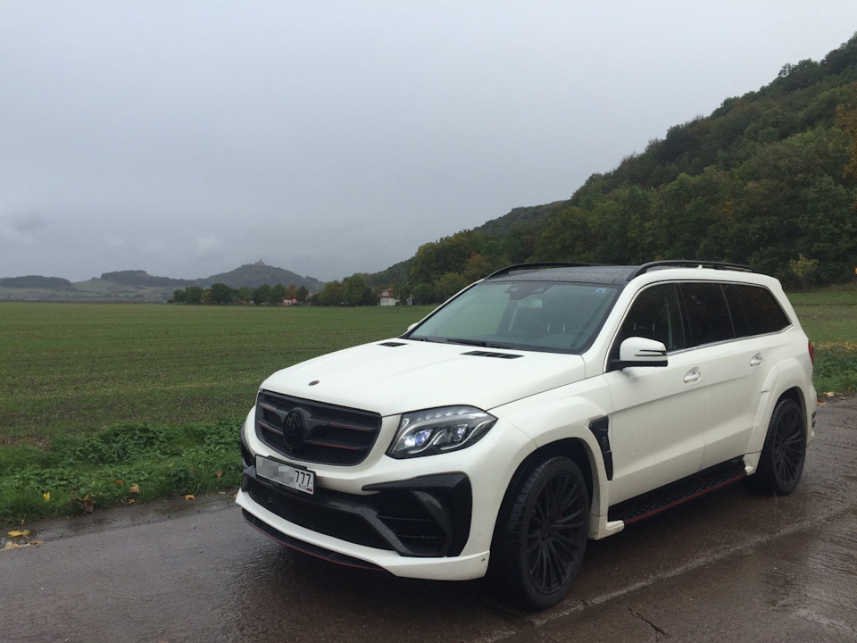 Мерседес gl 63 AMG белый