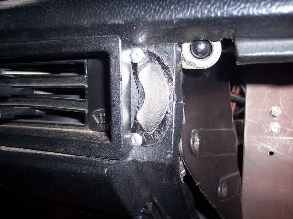 фиксатор заднего сиденья ваз 2112. подголовники задние рено меган 2. клипса ix35. снять крепеж. крепление стульчака к унитазу схема монтажа.