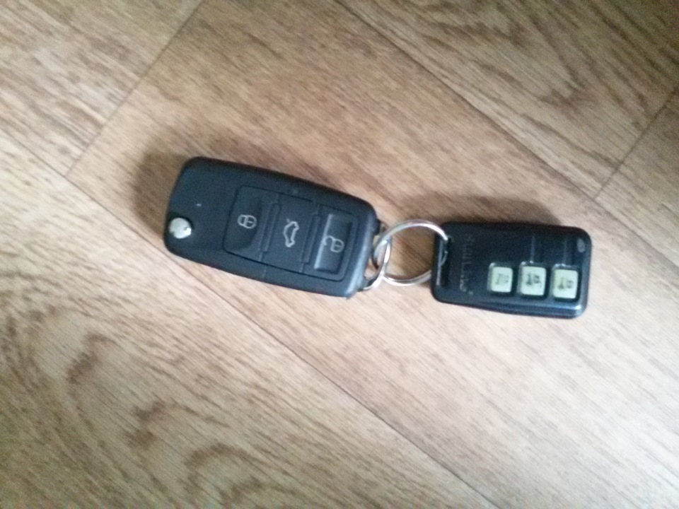 Выкидной ключ открывания дверей с иммобилайзером. — Lada 21065, 1,6 л ...
