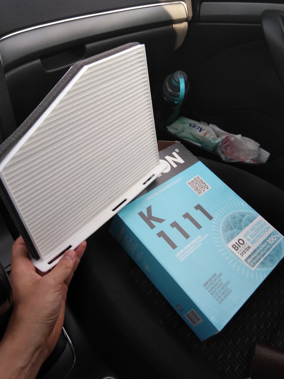 Заменил фильтр в салоне и почистил дроссельную заслонку. — Skoda ...