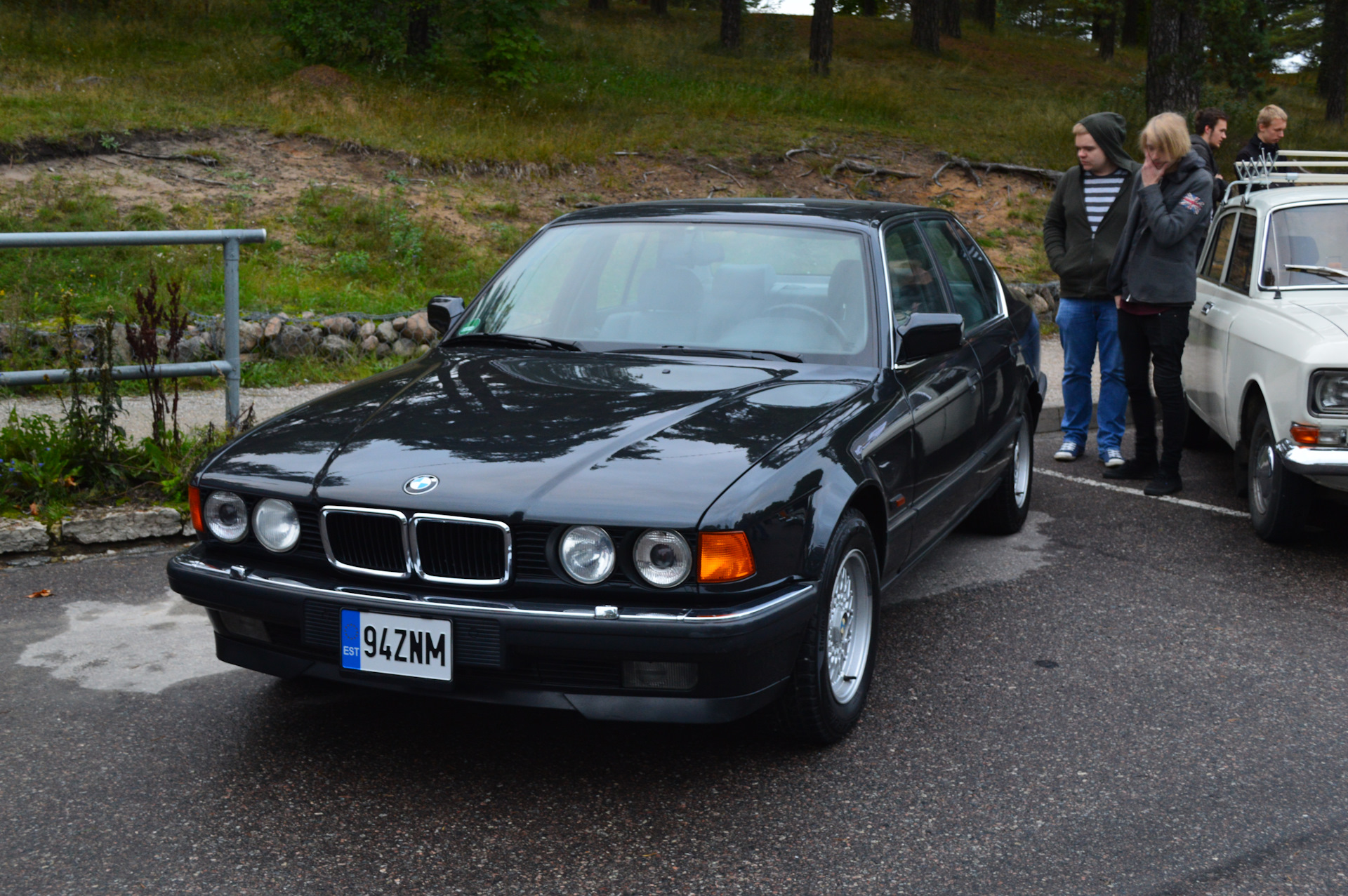 Bmw e23. Бмв 7 в старом кузове. Bmw 7 1994. Bmw 7 series (e38). Бмв семерка старая.