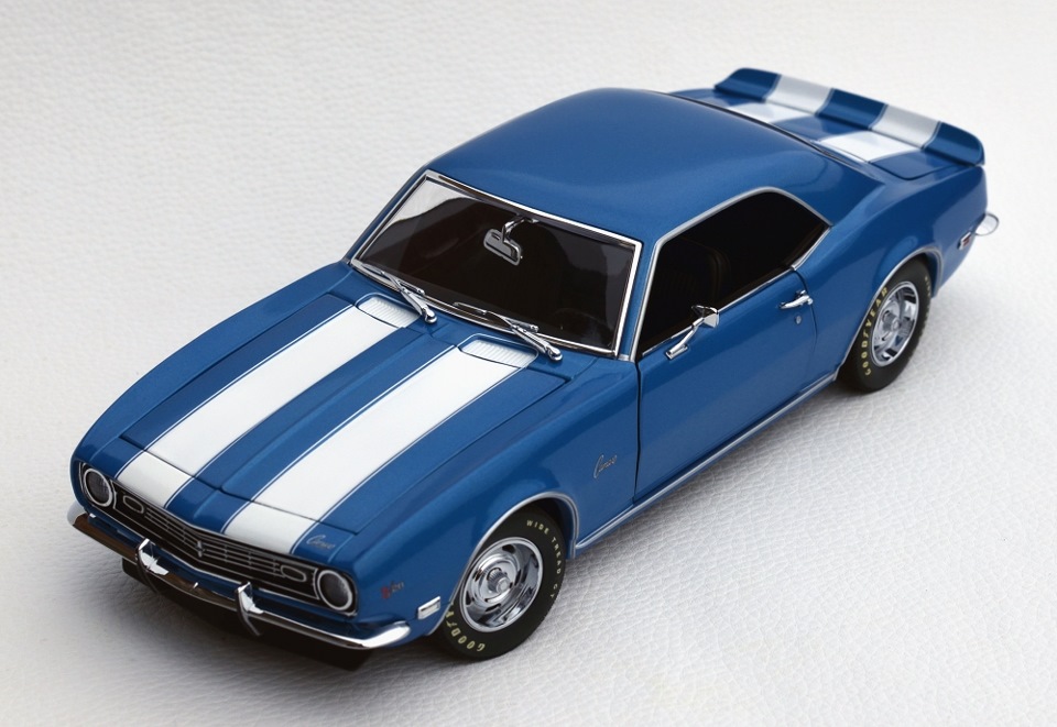 Exact Detail 1/18 1968 Z-28 カマロ Exact Detail 1/18 1968 Z-28 カマロ 1/18 Exact Detail “Old