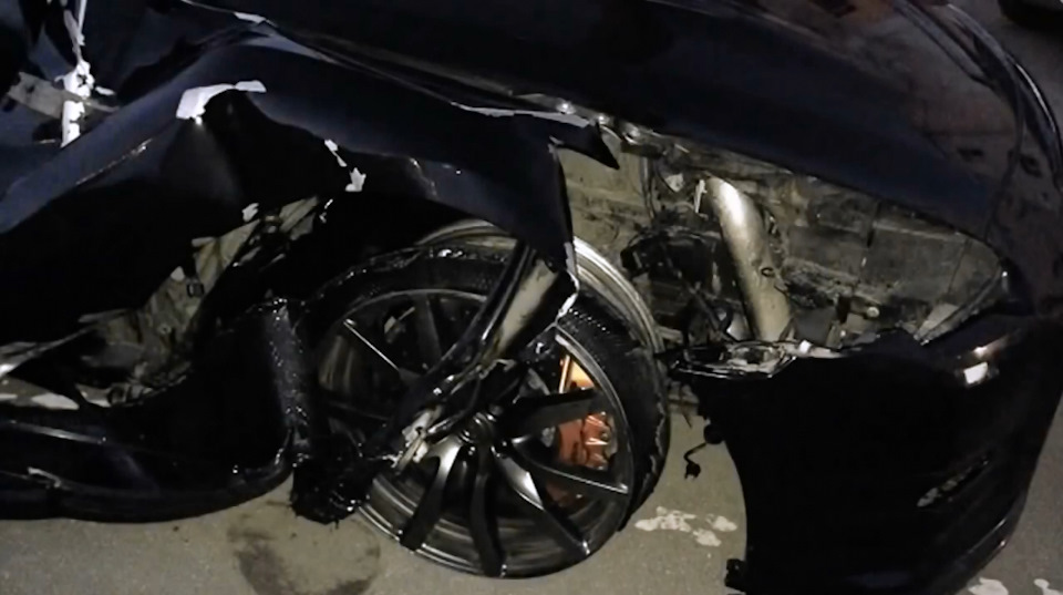 На скорости 327 км/ч, лопнула шина! Видео! — DRIVE2