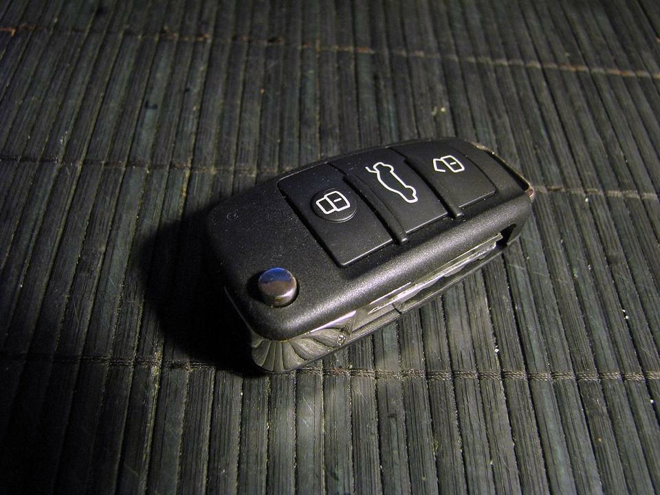 Лезвие уже нарезано — Lada Калина Универсал (1G)