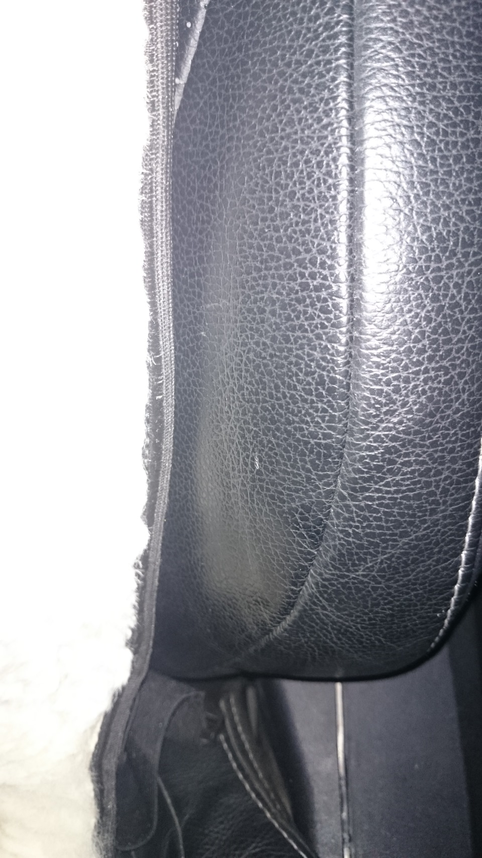 Замена затертых участков кожи на водительском сидении — Mitsubishi ...